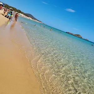https://martinas-place-with-panoramic-views.in-sardinia.net