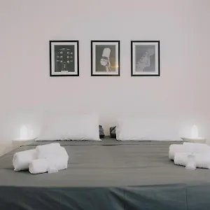 https://cavour-luxury-apartments.hotelinveneto.com